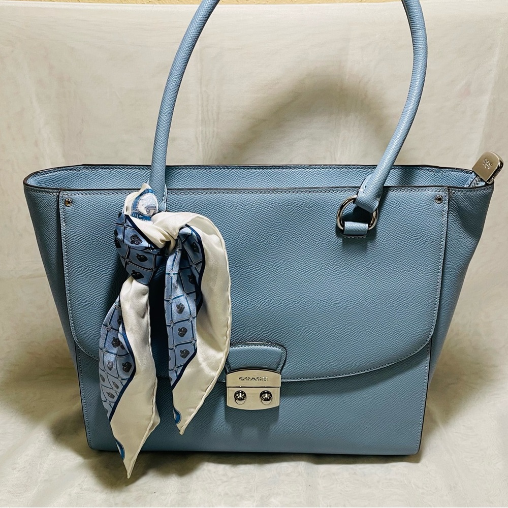 Coach Light Blue AveryTote Bag - Picture 3 of 15